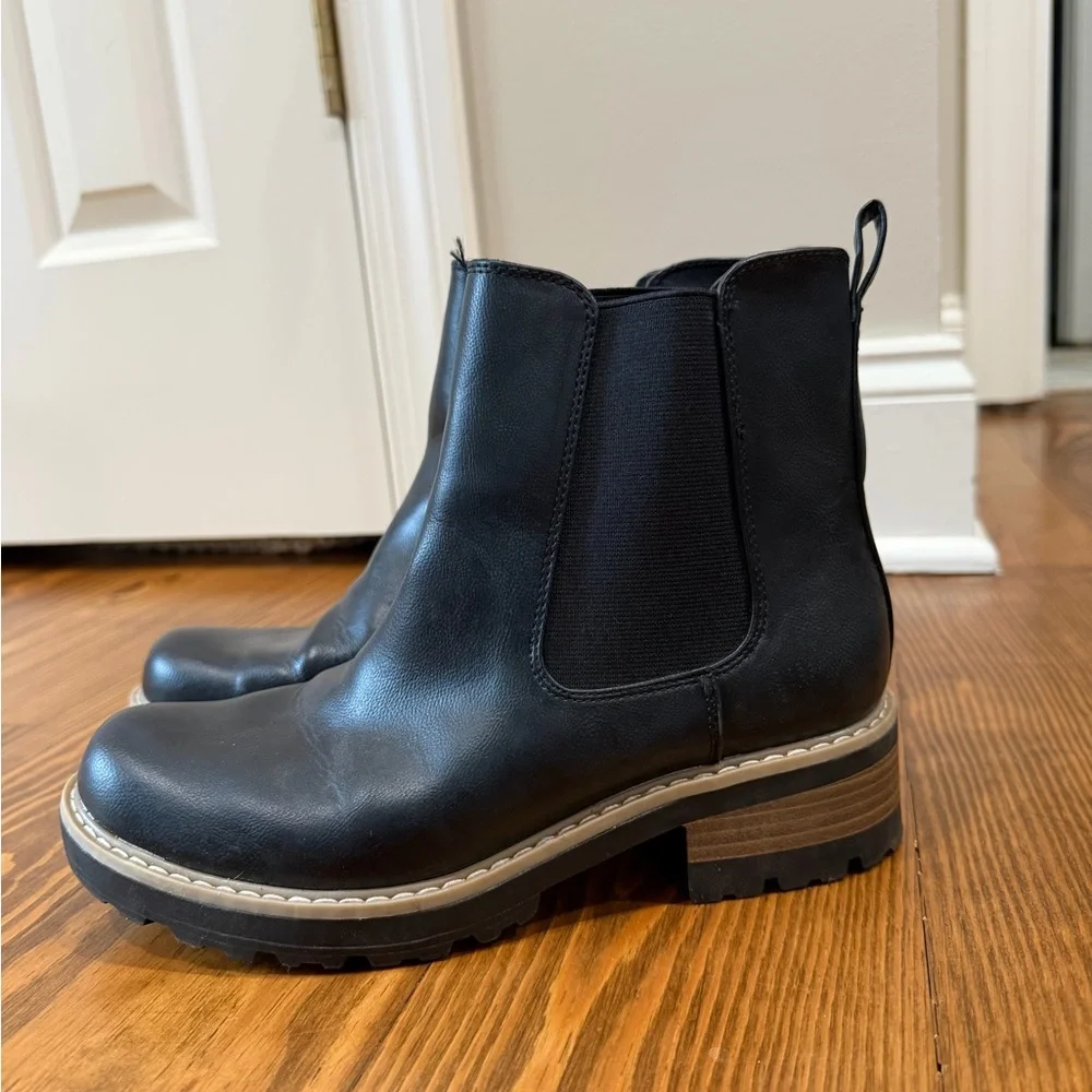 Target Universal Thread Leather Ankle Boots Waterproof - Picture 1 of 4